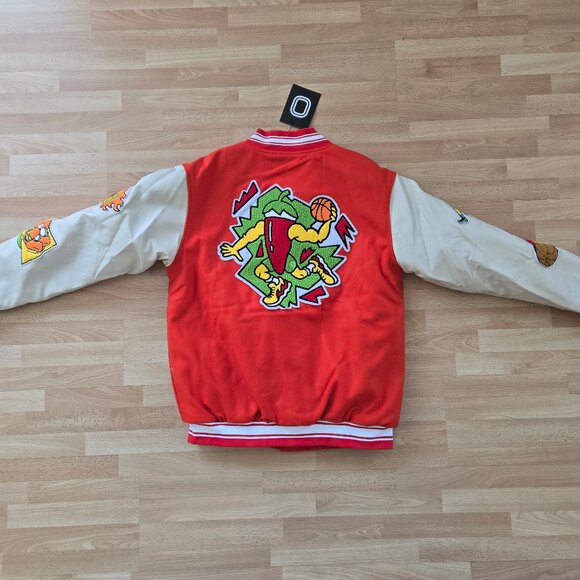 New Chili’s x Overtime Triple Dipper Jacket Medium - Picture 2 of 7